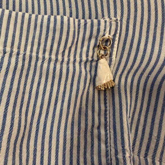 Chicos Womens Collared Full Long Sleeve Blue and White Top Sz 8R - Picture 2 of 8